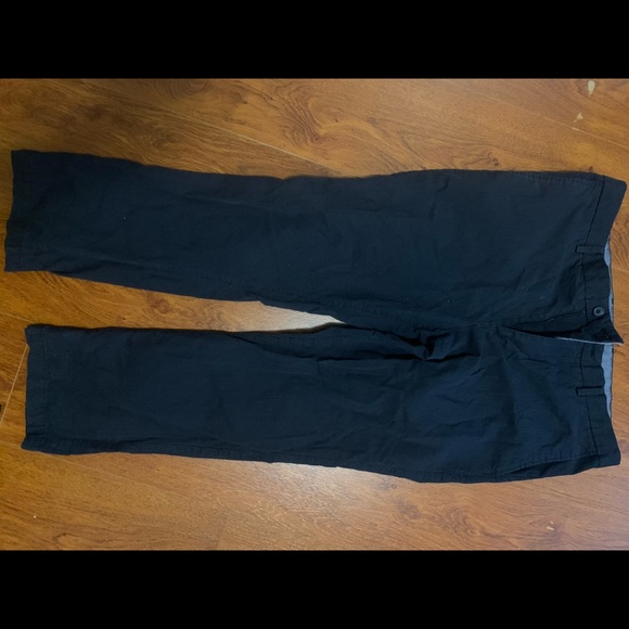 Banana republic Chino khaki pants. Barley worn in good shape. - Picture 5 of 6